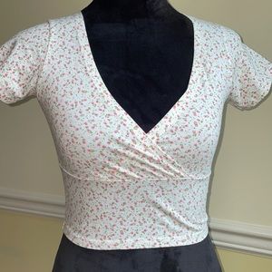 NWT Brandy Melville floral crop top!